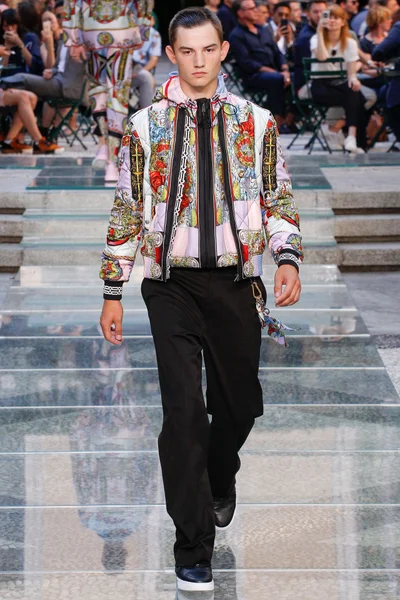 Look 36